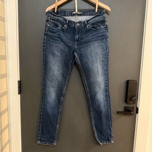Women’s Classic Blue Levi’s Skinny Jeans, size 11